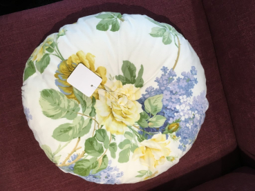 Preview: Rundes Zierkissen