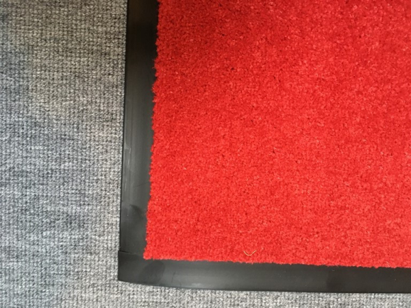 Schmutzschleuse